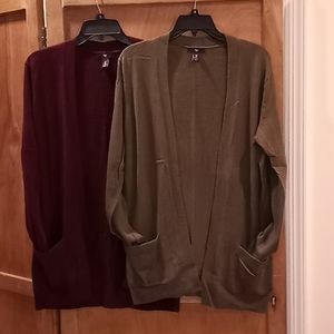 Gap size M cardigans with pockets